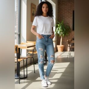 KanCan Distressed Light Blue Skinny Jeans